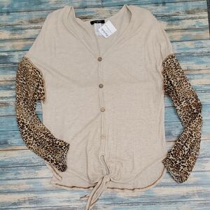 Stylish Beige Button Down Shirt with Leopard Print Sleeves
